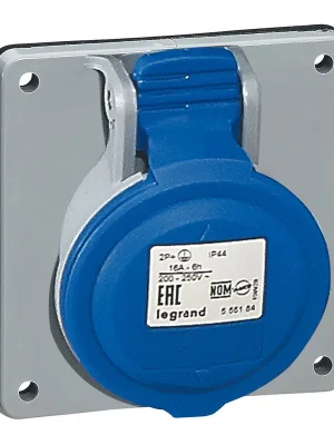 Vrácení Zdarma Zásuvka LEGRAND 555184 16A/220V 3P vest.