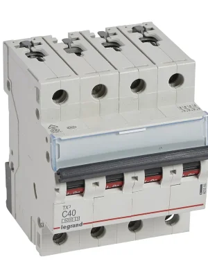 Jen Po Omezenou Doba LEGRAND Jistič 40C/4 TX3 403566
