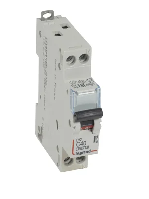 Originální LEGRAND Jistič 40C/1+N DX3 407746
