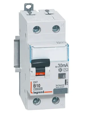 LEGRAND Chránič 10B/1N/0,03 AC DX3 Hit Sezóny