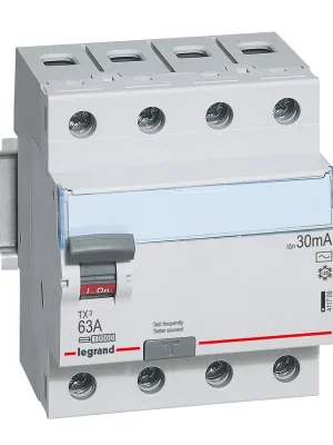 LEGRAND Chránič 63/4/0,03A AC 411709 Víkendová Akce