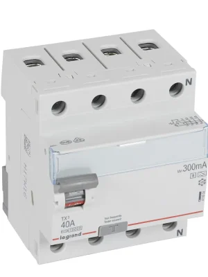LEGRAND Chránič 40/4/0,3 411804 TX3 Víkendová Akce