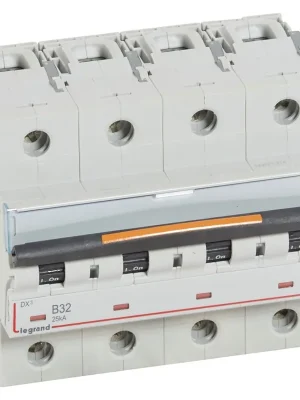 LEGRAND Jistič 32B/4 DX3 409745 Ověřený